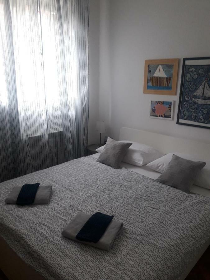 Mirjam Apartamento Novi Vinodolski Exterior foto